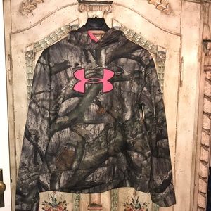 Under Armour Missy Oak sweat shirt